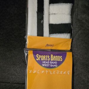 Black and White Sports Bands Set